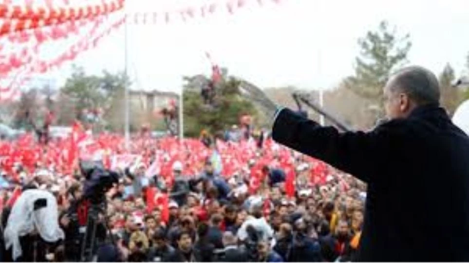 Θράσος! Ο Ερντογάν ζητά από τους Κούρδους να τον ψηφίσουν στις εκλογές